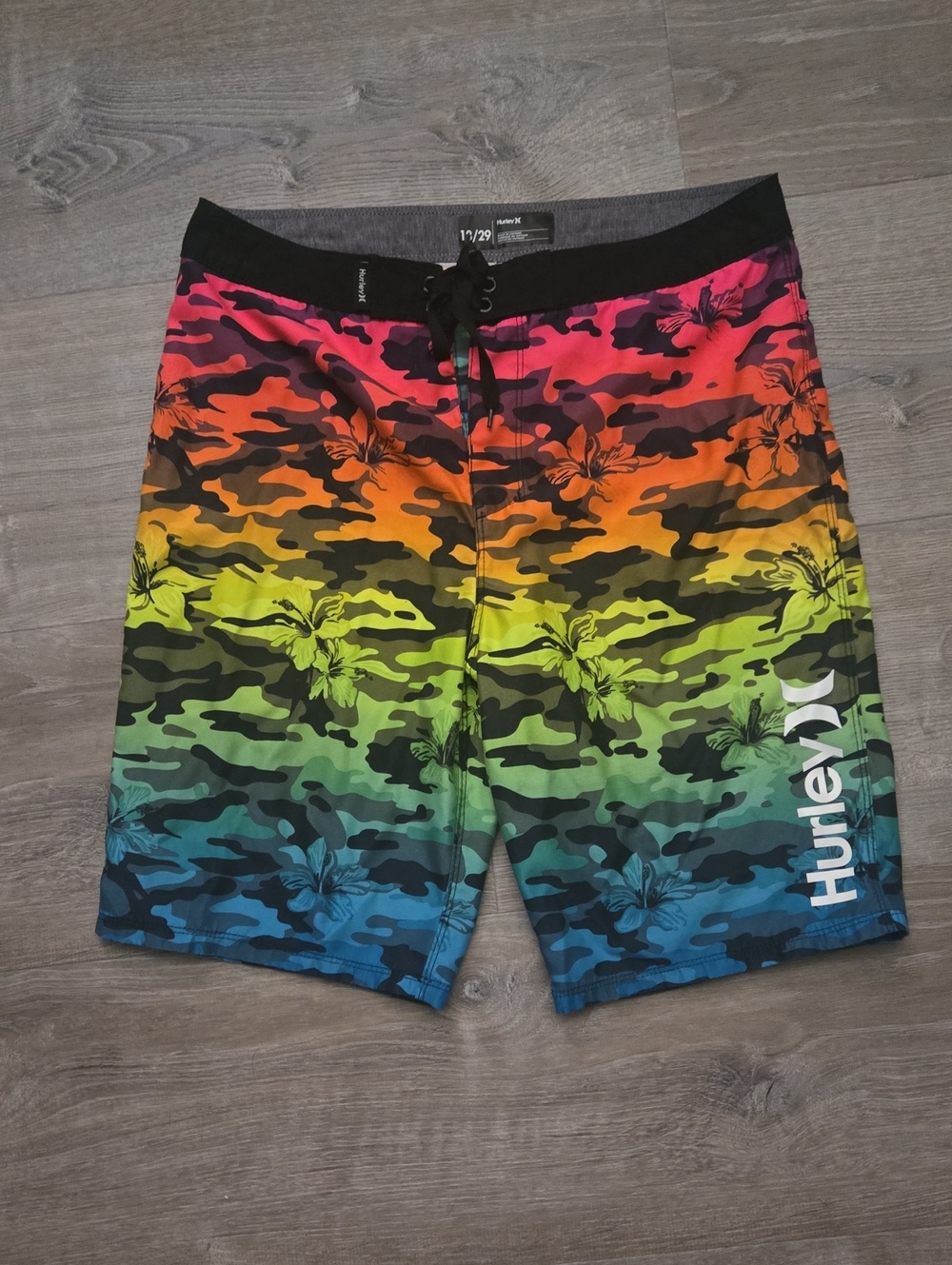 Hurley Multicolor Rainbow Camo Floral Boardshorts 18/29